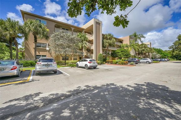 1604 Abaco Dr # B3, Coconut Creek FL 33066