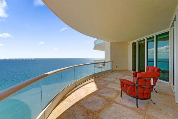 16047 Collins Ave # 2101, Sunny Isles Beach FL 33160
