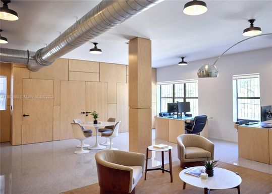 1800 N Miami Ave, Miami FL 33136