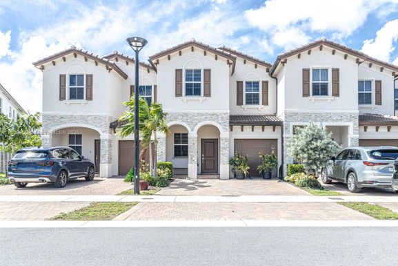 12509 NW 23rd Pl, Miami FL 33167