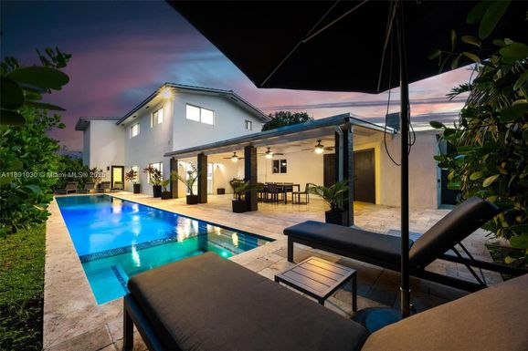 1651 SW 13th Ave, Miami FL 33145