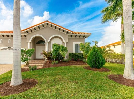 7635 SW 193rd Ln, Cutler Bay FL 33157