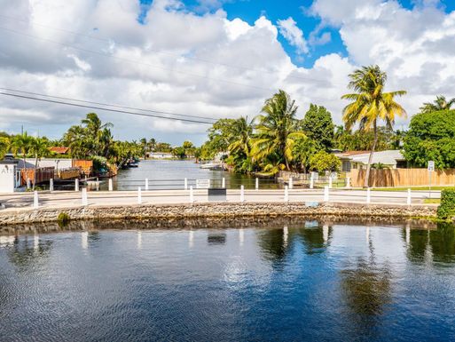 2856 NW 10th Ave # O, Wilton Manors FL 33311