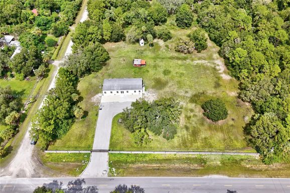 227 Hunting Club Ave, Clewiston FL 33440