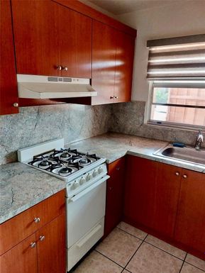 6850 W 14th Ct # C22, Hialeah FL 33014