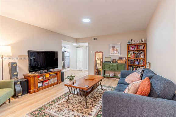 2921 SW 10th St # 26, Miami FL 33135