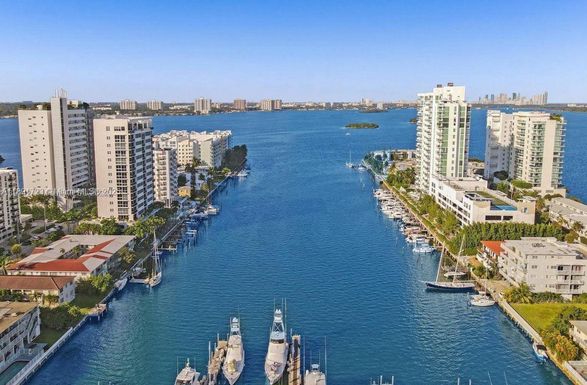 7900 Harbor Island Dr # 802, North Bay Village FL 33141