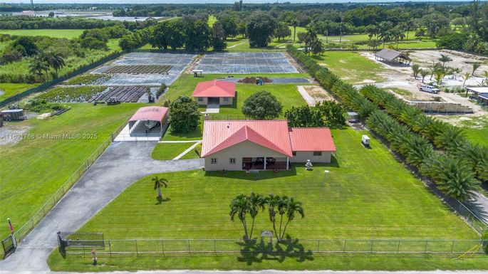 17320 SW 236th St, Homestead FL 33031