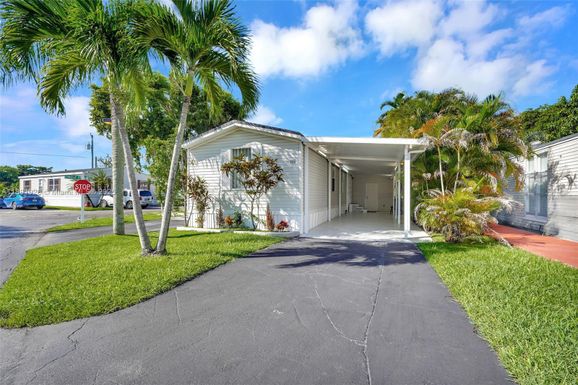 28501 SW 152ND AVE LOT 102, Homestead FL 33033