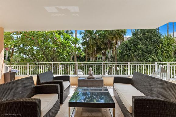 791 Crandon Blvd # 303, Key Biscayne FL 33149