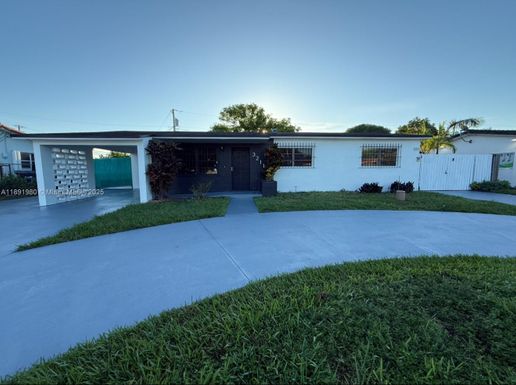 3211 SW 107th Ave # 0, Miami FL 33165