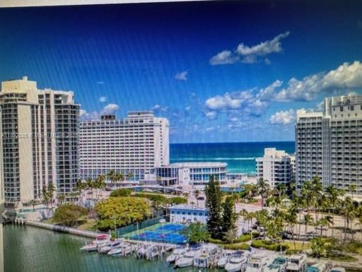 5401 Collins Ave # 13-20, Miami Beach FL 33140