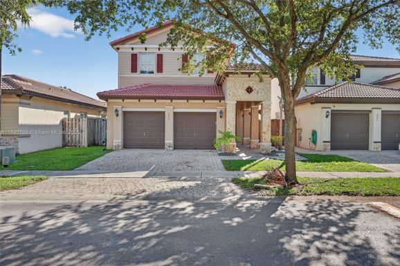 379 NE 25th Ter, Homestead FL 33033