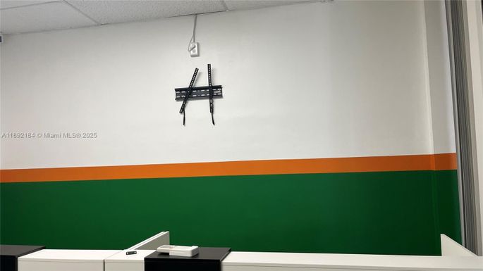 5 PALM PLAZA Suite 5, Homestead FL 33030