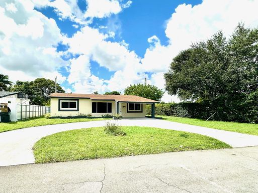 2340 N 69th Way, Hollywood FL 33024