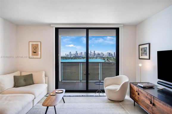 9 Island Ave # 1404, Miami Beach FL 33139