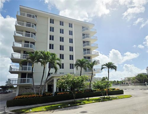 125 S Ocean Ave # 400, Palm Beach Shores FL 33404
