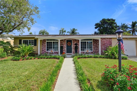 6001 SW 94th Pl, Miami FL 33173