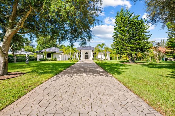 6775 NW 65th Terrace, Parkland FL 33067