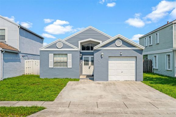 9917 W Elm Ln, Miramar FL 33025