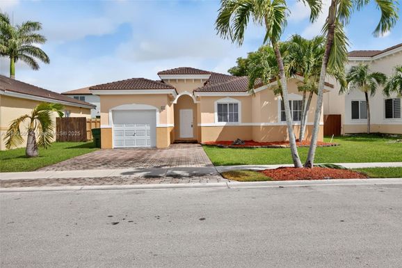 4281 NE 16th St, Homestead FL 33033
