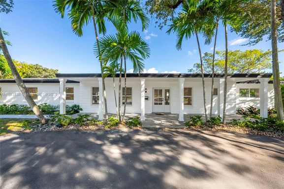 6951 SW 134th St, Pinecrest FL 33156