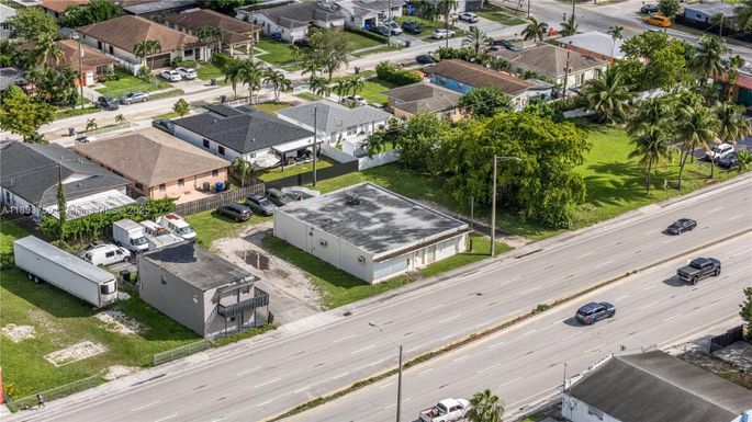 5619 Pembroke Rd, Hollywood FL 33023