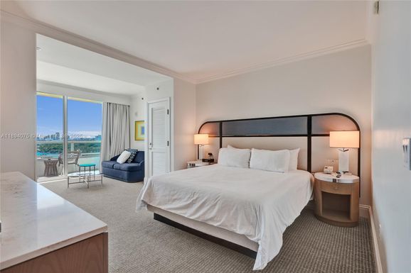 4401 Collins Ave # 1408, Miami Beach FL 33140