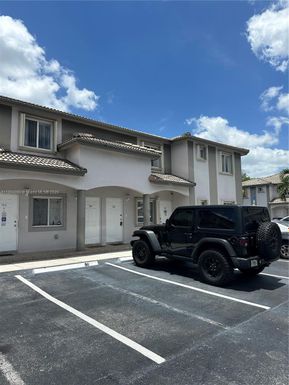 5705 NW 109th Ave # 50, Doral FL 33178