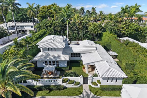 2830 Lucerne Ave, Miami Beach FL 33140