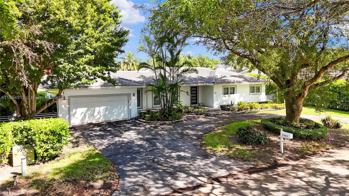 1441 Agua Ave, Coral Gables FL 33156