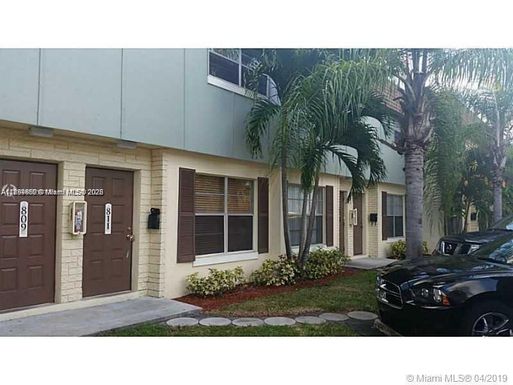 811 NW 46th Ave # 811, Plantation FL 33317