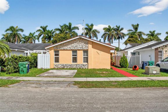 13061 SW 56th Ter, Miami FL 33183
