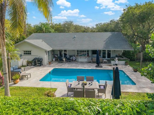 14606 SW 153rd Pl, Miami FL 33196