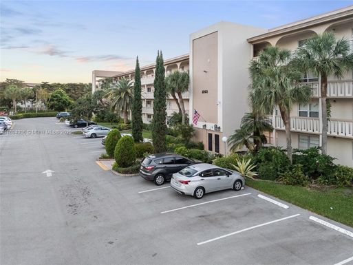 2202 Lucaya Bnd # L3, Coconut Creek FL 33066