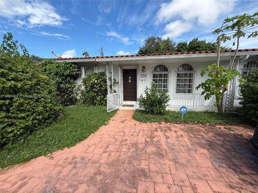 6235 SW 24th St, Miami FL 33147