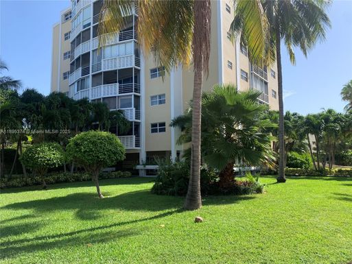 555 Crandon Blvd # 53, Key Biscayne FL 33149