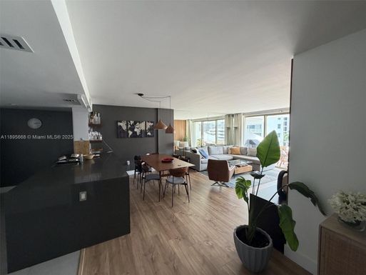 199 Ocean Lane Dr # 607, Key Biscayne FL 33149