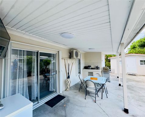 3373 W 14th Ct # 1, Hialeah FL 33012