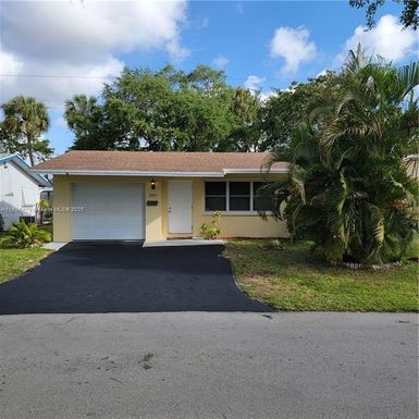 2507 NW 55th St, Tamarac FL 33309