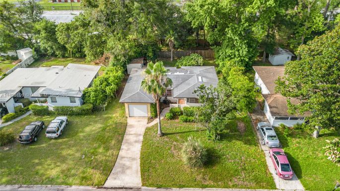 7060 PERKE DR, Jacksonville FL 32210