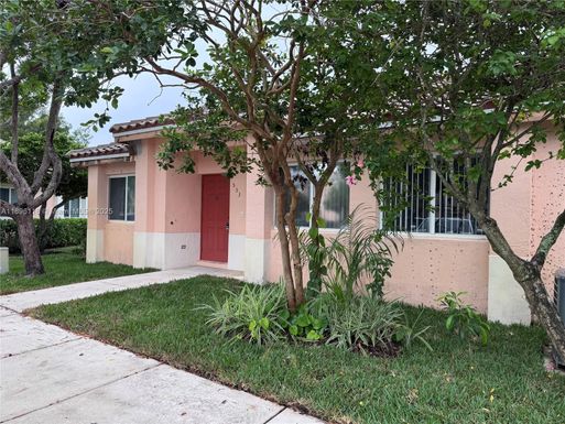 553 NW 208th Ter # 553, Pembroke Pines FL 33029