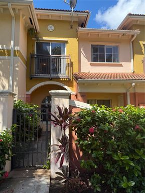 1209 Santa Catalina Ln, North Lauderdale FL 33068