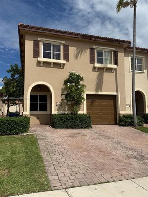 8899 SW 220th Ln # 8899, Cutler Bay FL 33190