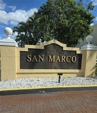 8860 Fontainebleau Blvd # 304, Miami FL 33172