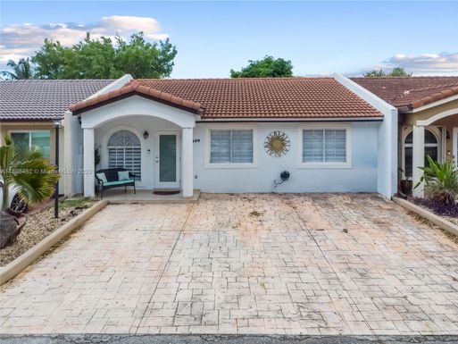 17400 NW 76th Ct, Hialeah FL 33015