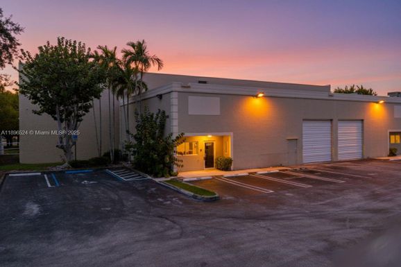 11467 NW 34th St # 11477, Doral FL 33178