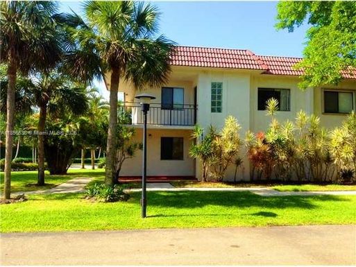 16168 Laurel Dr # 201, Weston FL 33326