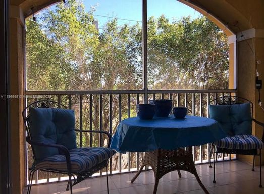 4122 Residence dr # 120, Fort Myers FL 33901