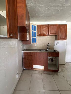 3954 NW 182nd Ln, Miami Gardens FL 33055